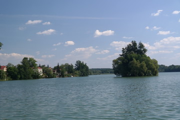 Fototapeta premium A city behind the lake.