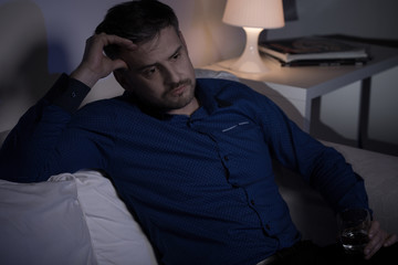 Obraz premium Unhappy man scared of future