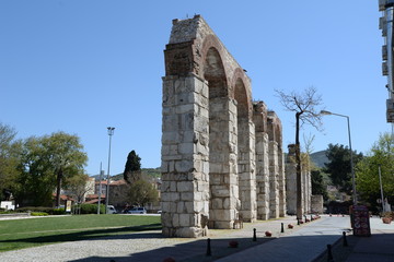 Fototapeta na wymiar Aquädukt in Selcuk, Türkei