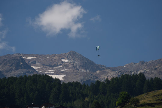 paracadutismo parapendio volare montagna