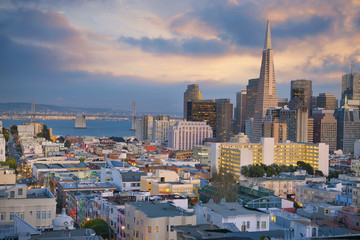Fototapeta premium San Francisco. Image of San Francisco skyline at sunset.