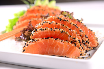 Sashimi in sesame-crested Salmon