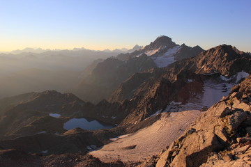 утро в горах.кавказ. г.София