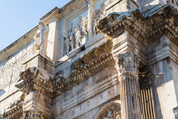 Fototapeta na wymiar Ancient structure in Rome
