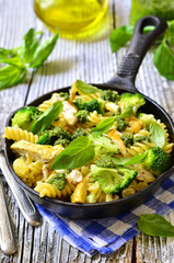 Fusilli with chicken,broccoli and basil pesto.