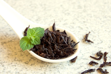 dried black tea