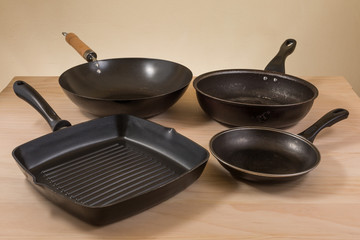 set of pans