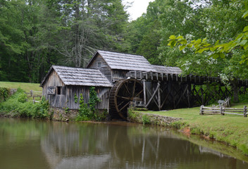 Obraz premium Marby Mill at Blue Ridge Parkway