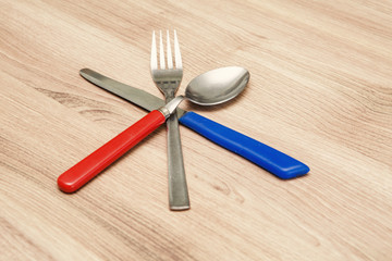 forchetta, coltello e cucchiaio