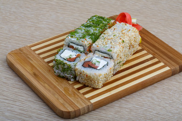 Tuna and dill roll