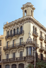 Fototapeta na wymiar Typical architecture of one urban district in Barcelona, Spain.
