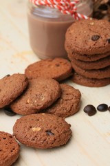Chocolate chip cookies and cocoa drinks