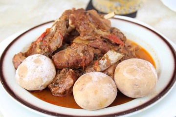 Hasenbraten mit Kartoffeln 