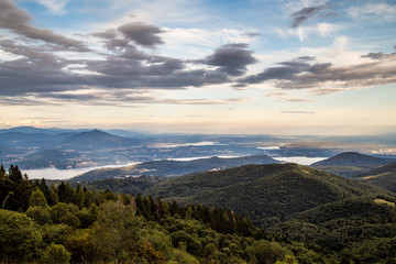 vista panoramica dal Mottarone del lago Maggiore