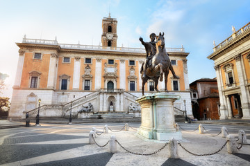 Fototapeta premium Piazza del Campidoglio all'alba, Roma
