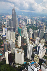Obraz premium Petronas Twin Towers in KUALA LUMPUR, MALAYSIA