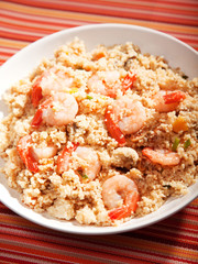 Couscous with shrimps and dried apricots