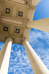 columns looking-up