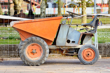small street truck for construction work