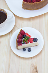 Cheesecake with fresh berries