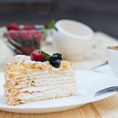 Napoleon cake with berries