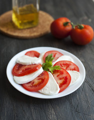 Salad mozzarella