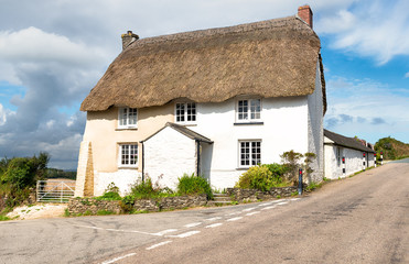 Fototapeta na wymiar English Thatched Cottage