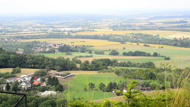 Blick von der Burg Waldenburg Hohenlohe Richtung Autobahn A6
