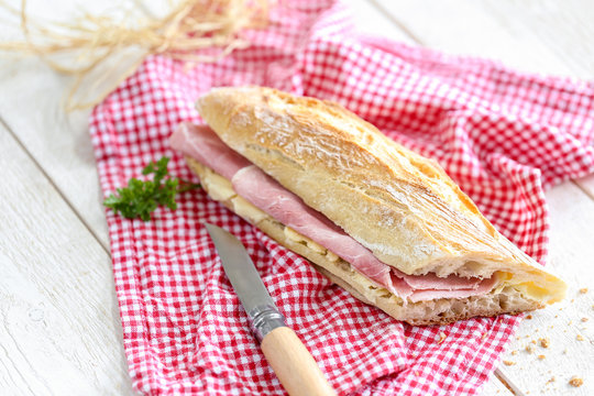 jambon beurre typique 1