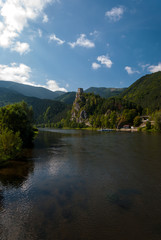 Fototapeta na wymiar Zamek na Skale - Strecno, Zilina, Słowacja