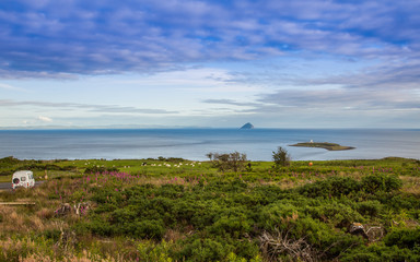 Fototapeta na wymiar On Tour durch Schottlands Natur/ Küste von der Insel Arran/ Hebriden Schottland
