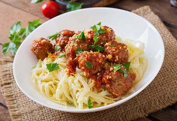 Fettuccine Pasta with meatballs in tomato sauce