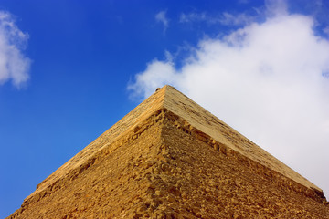 Fototapeta na wymiar top of the pyramid of Cheops
