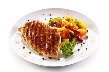 Grilled chicken fillet and vegetables 