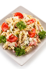 Pasta with tuna and vegetables 