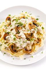 Pasta with champignons and sauce