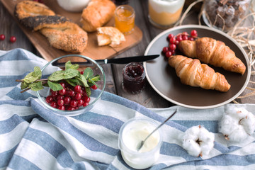 fresh breakfast