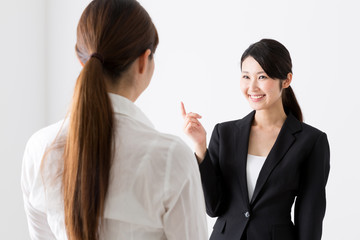 businesswomen working image