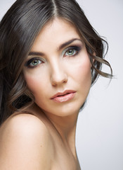 Naklejka premium Close up beauty portrait of young woman.
