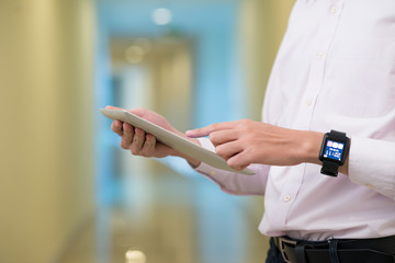 Obraz premium Using application