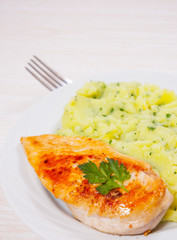 Roasted chicken breast and mashed potatoes