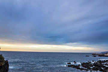 Couch&eacute; de soleil nuageux