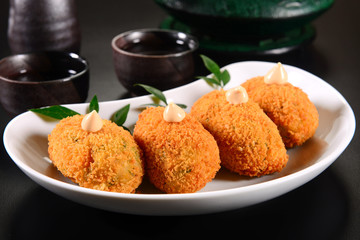 Crab fried cakes