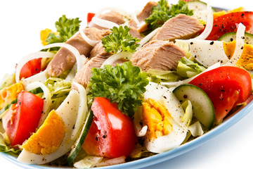 Tuna and vegetable salad 