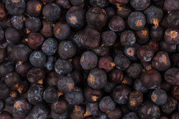 Dried black currant