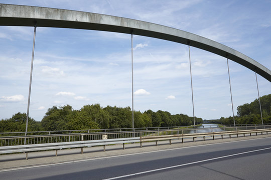 Bramsche (Deutschland)  - Br&uuml;cke &uuml;ber den Mittellandkanal