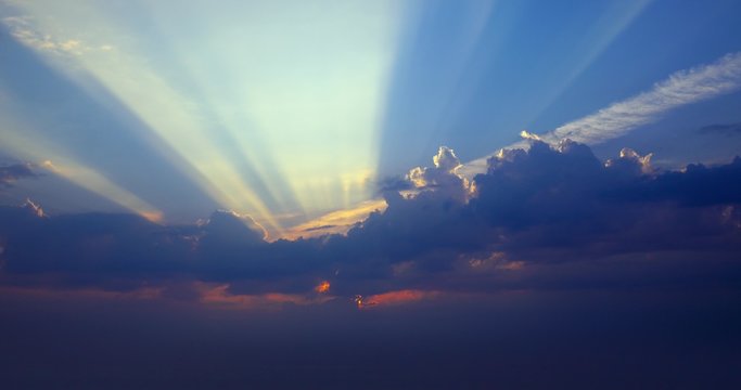 4K - Sunset with Rays of Light