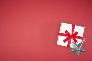 luxury color gift box for holiday event silk wrap snowflake