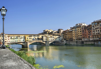 Fototapeta na wymiar Le Ponte Vecchio a Florence Italie
