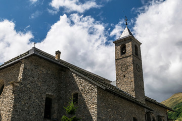 Fototapeta na wymiar Clocher église Notre Dame de l'Assomption